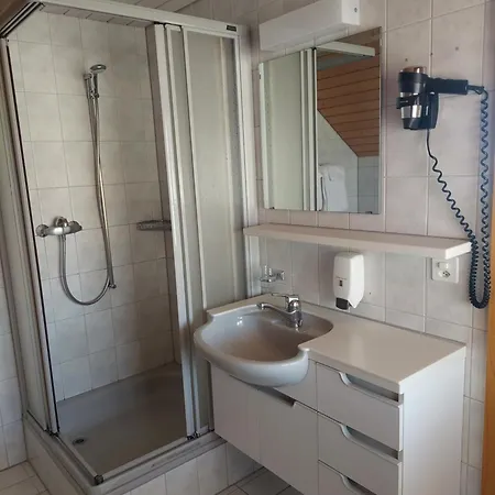 Alpenblick Ferenberg Bern بيت ضيافة Stettlen