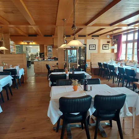 Alpenblick Ferenberg Bern بيت ضيافة Stettlen