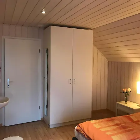 Alpenblick Ferenberg Bern بيت ضيافة